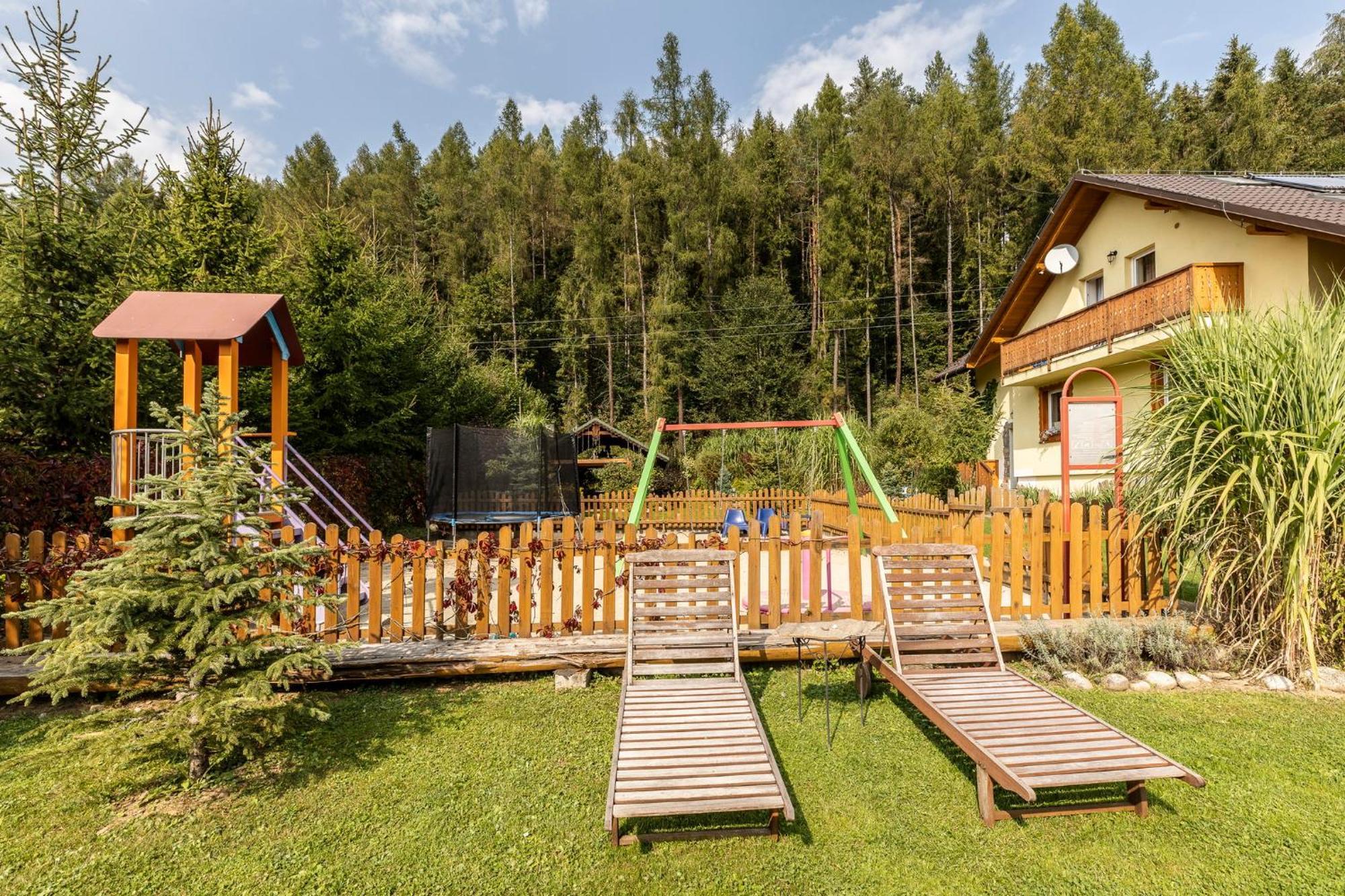 Apartamenty Zielona Owieczka قلعة نيدزيكا المظهر الخارجي الصورة