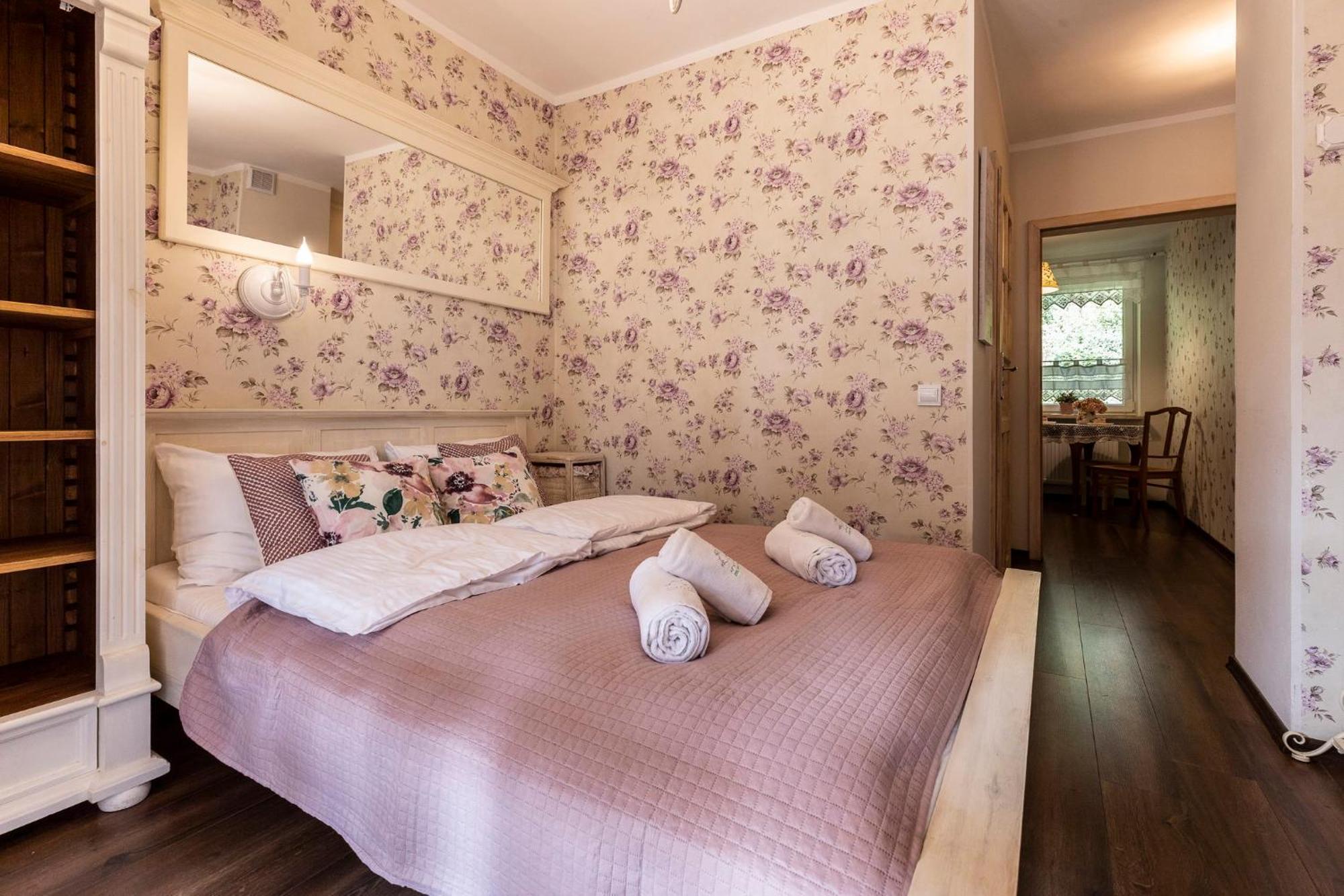 Apartamenty Zielona Owieczka قلعة نيدزيكا المظهر الخارجي الصورة