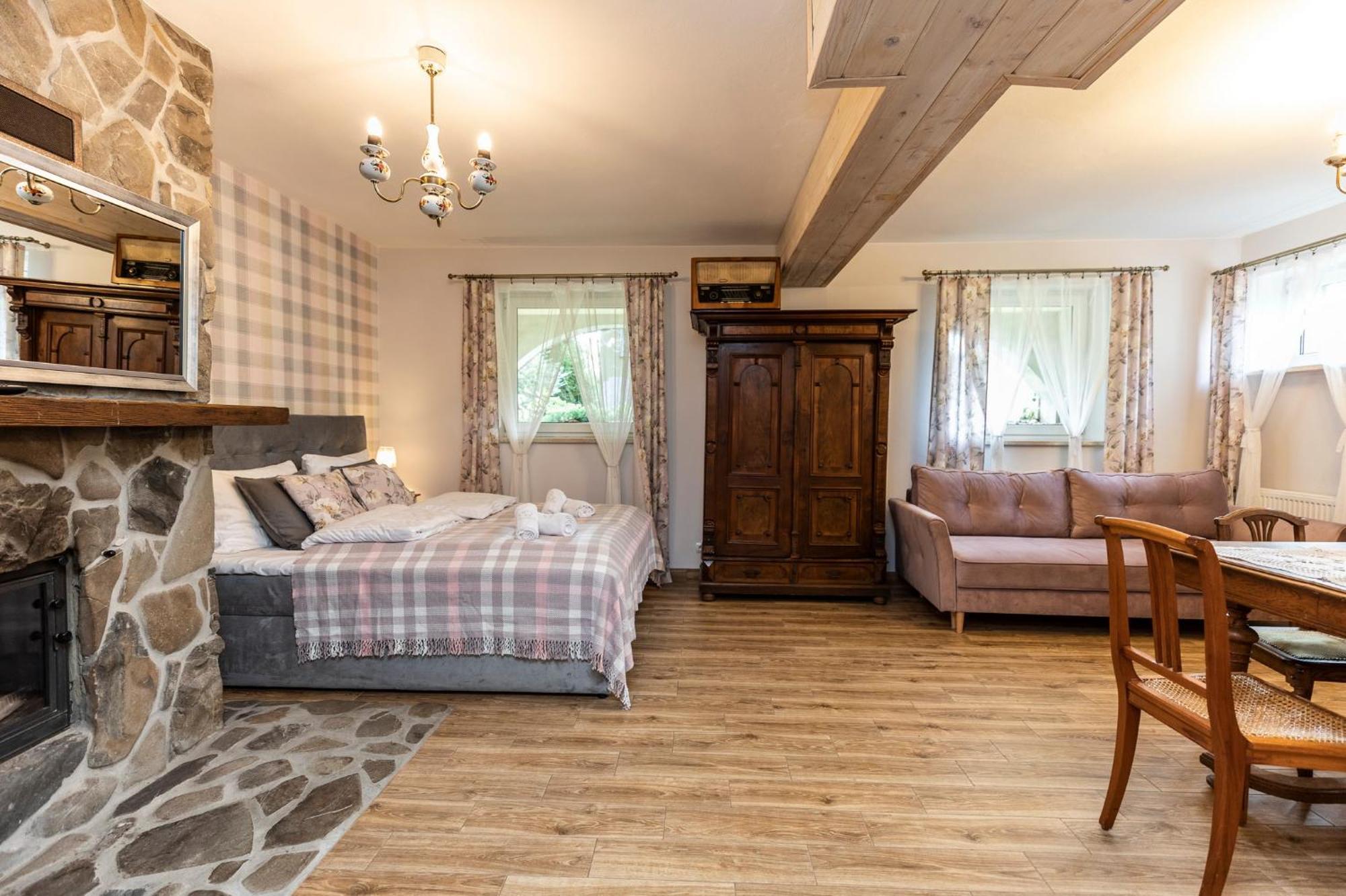 Apartamenty Zielona Owieczka قلعة نيدزيكا الغرفة الصورة
